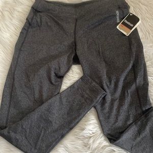 REEBOK  DARK HEATHER GREY LEGGING running TIGHTS PLAYWARM NWT M